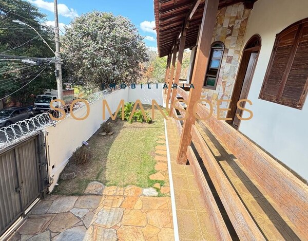 SANTA LÚCIA - CASA A VENDA EM BELO HORIZONTE MG