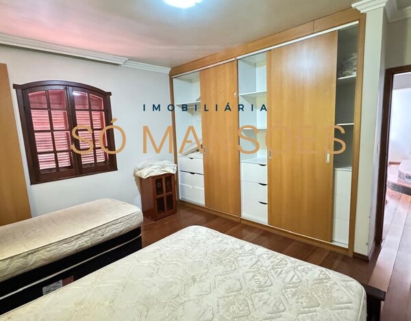 SANTA LÚCIA - CASA A VENDA EM BELO HORIZONTE MG