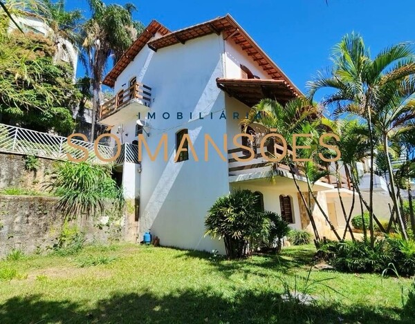 SANTA LÚCIA - CASA A VENDA EM BELO HORIZONTE MG