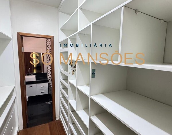 SANTA LÚCIA - CASA A VENDA EM BELO HORIZONTE MG