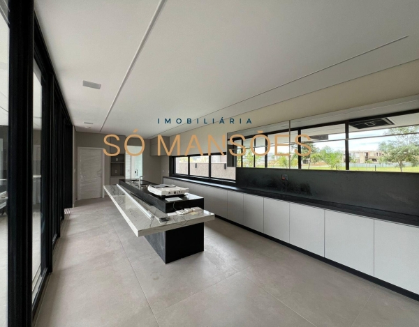 Casa de Luxo de 553 m² à Venda com 3 Suítes e Vista para a Lagoa no Alphaville - Lagoa dos Ingleses, Nova Lima - MG
