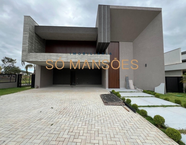 Casa de Luxo de 553 m² à Venda com 3 Suítes e Vista para a Lagoa no Alphaville - Lagoa dos Ingleses, Nova Lima - MG