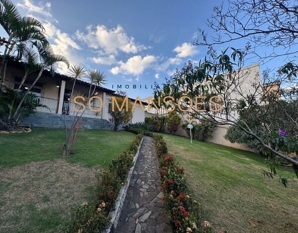 SÃO LUIZ - CASA À VENDA NA REGIÃO DA PAMPULHA