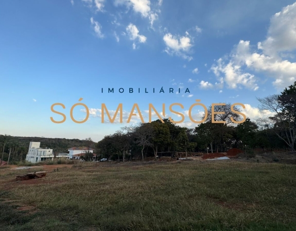 Lote de 1.600 m² à Venda com Vista Deslumbrante no Condomínio Condados da Castela, Lagoa Santa - MG