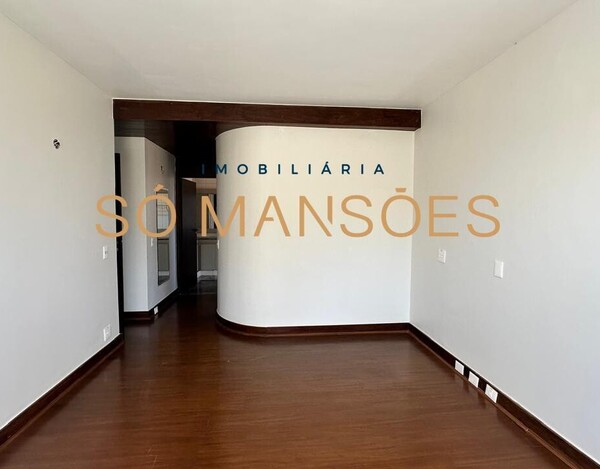 CASA À VENDA NO BELVEDERE EM BH