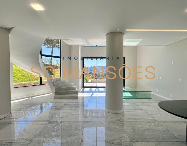 Casa de Luxo de 511 m² à Venda com 3 Suítes e Spa no Vale dos Cristais, Nova Lima - MG
