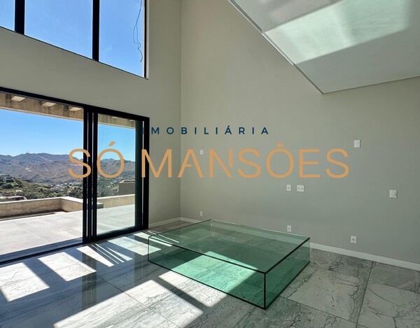 VALE DOS CRISTAIS - CASA EM CONSTRUÇÃO À VENDA EM NOVA LIMA