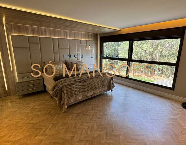 CASA À VENDA NO ALPHAVILLE LAGOA DOS INGLESES - PENÍNSULA DOS PÁSSAROS