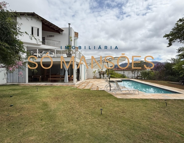 Casa de Alto Padrão de 342 m² à Venda com 3 Suítes e Lazer Completo no Bosque Residencial do Jambreiro, Nova Lima - MG