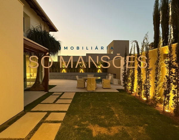 Casa de Luxo de 342 m² à Venda com 2 Suítes e Piscina Aquecida no Condomínio Vila Sogno, Belo Horizonte - MG