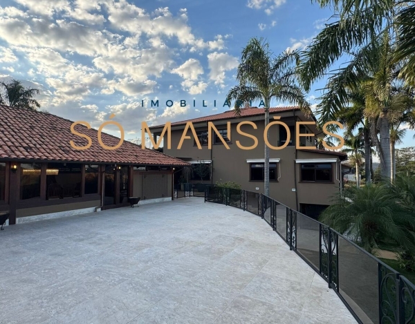 Casa Exclusiva de 1.500 m² à Venda com 5 Suítes e Lazer Completo no Condados da Lagoa, Lagoa Santa - MG
