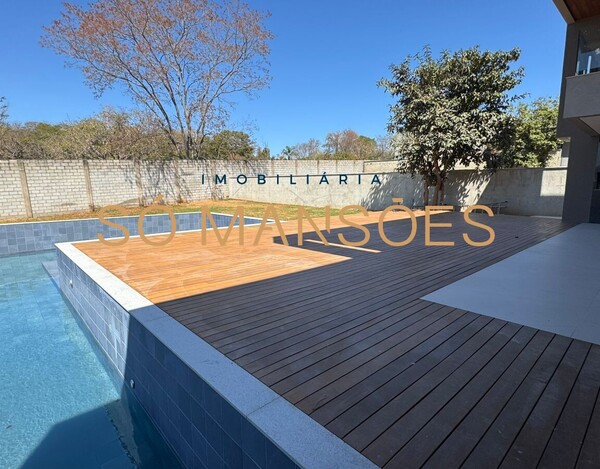 CASA À VENDA NO CONDOMÍNIO VITORIA GOLF EM LAGOA SANTA
