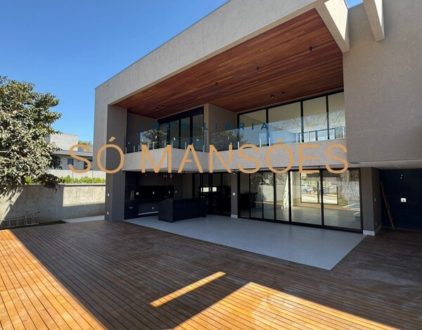 CASA À VENDA NO CONDOMÍNIO VITORIA GOLF EM LAGOA SANTA