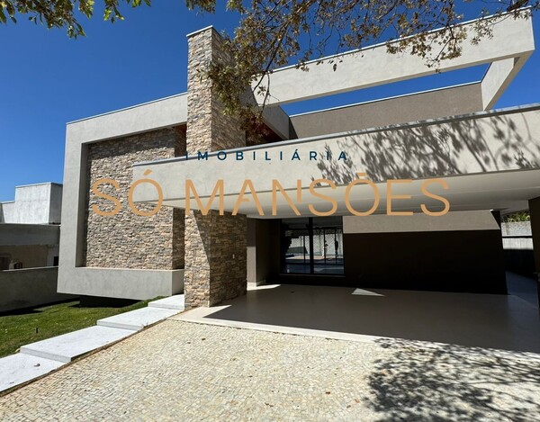CASA À VENDA NO CONDOMÍNIO VITORIA GOLF EM LAGOA SANTA