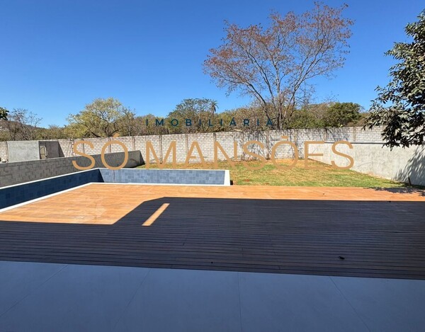 CASA À VENDA NO CONDOMÍNIO VITORIA GOLF EM LAGOA SANTA