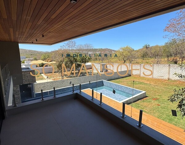 CASA À VENDA NO CONDOMÍNIO VITORIA GOLF EM LAGOA SANTA