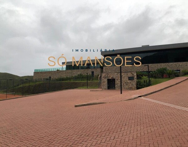 LOTE / TERRENO DE 3.710m² À VENDA NO CONDOMÍNIO QUINTAS DO MORRO
