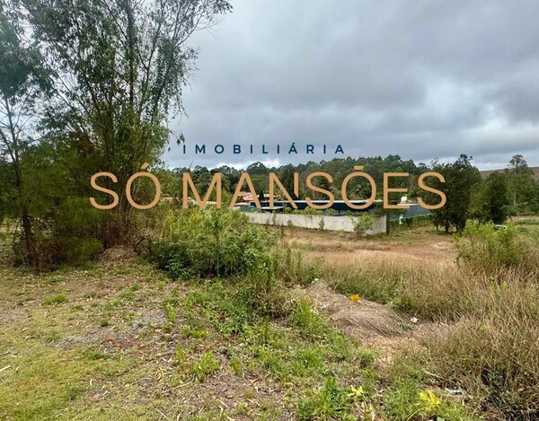 LOTE / TERRENO À VENDA NO CONDOMÍNIO MORRO DO CHAPÉU
