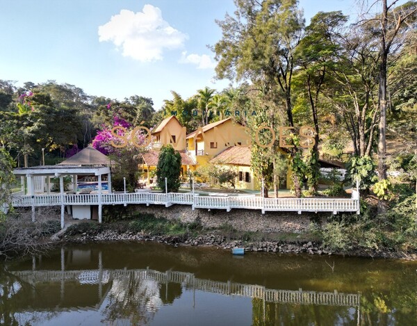 SITIO À VENDA EM BETIM