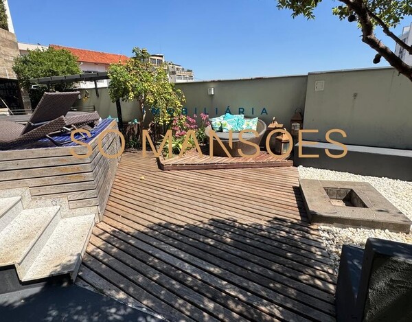 CASA À VENDA NO BAIRRO SANTA LÚCIA 