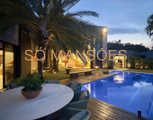 VALE DOS CRISTAIS - CASA À VENDA EM NOVA LIMA