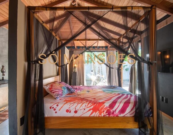 CASA À VENDA EM ARRAIAL D' AJUDA - BA