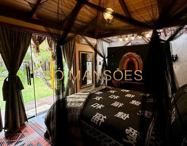 CASA À VENDA EM ARRAIAL D' AJUDA - BA