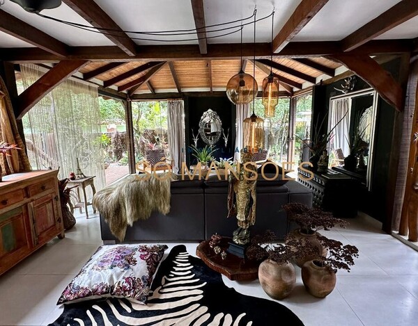 CASA À VENDA EM ARRAIAL D' AJUDA - BA