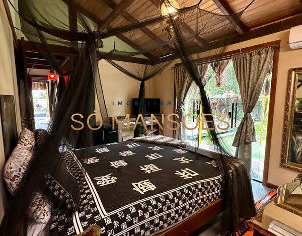 CASA À VENDA EM ARRAIAL D' AJUDA - BA