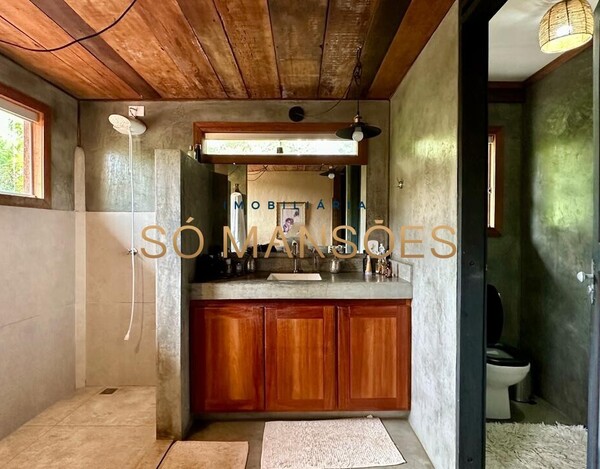 CASA À VENDA EM ARRAIAL D' AJUDA - BA