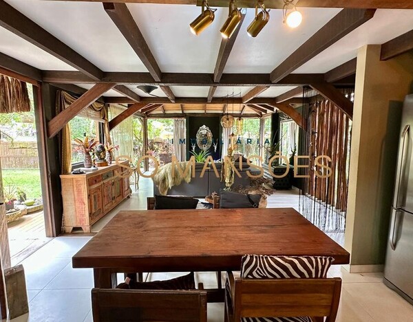 CASA À VENDA EM ARRAIAL D' AJUDA - BA