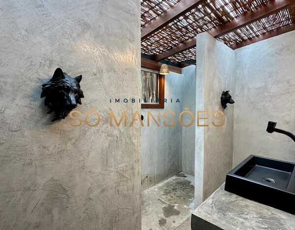 CASA À VENDA EM ARRAIAL D' AJUDA - BA