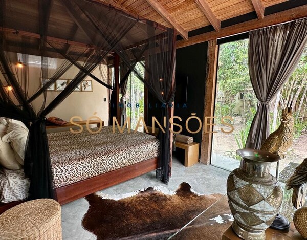 CASA À VENDA EM ARRAIAL D' AJUDA - BA