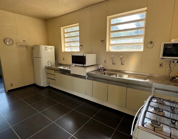 CASA Á VENDA NO BAIRRO CIDADE JARDIM EM BH