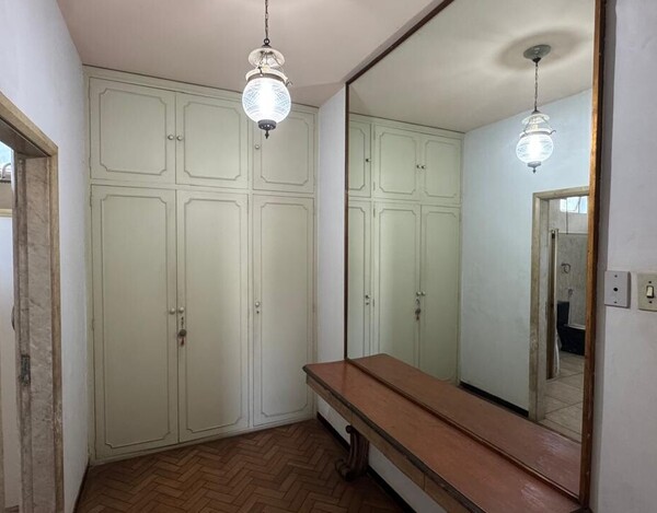 CASA Á VENDA NO BAIRRO CIDADE JARDIM EM BH