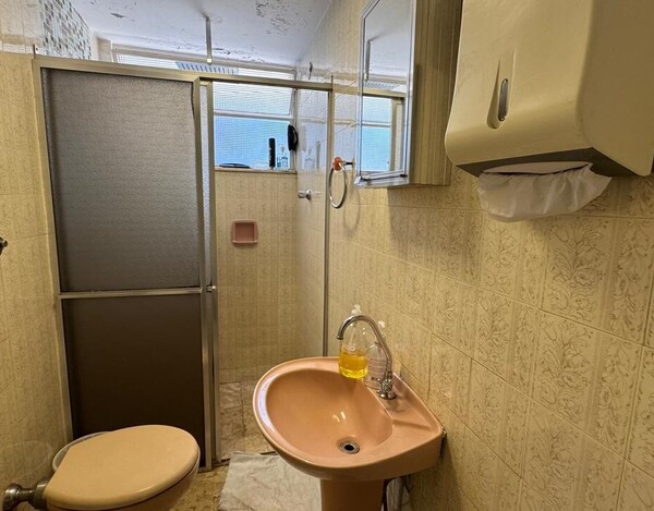 CASA Á VENDA NO BAIRRO CIDADE JARDIM EM BH