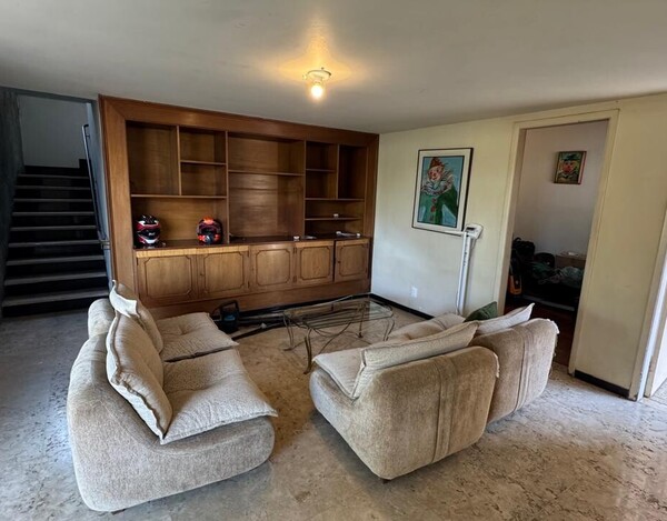 CASA Á VENDA NO BAIRRO CIDADE JARDIM EM BH