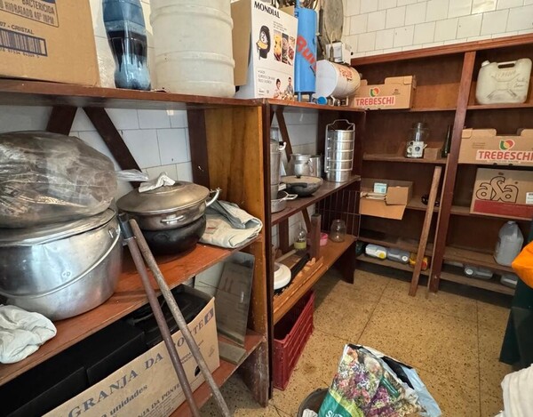 CASA Á VENDA NO BAIRRO CIDADE JARDIM EM BH