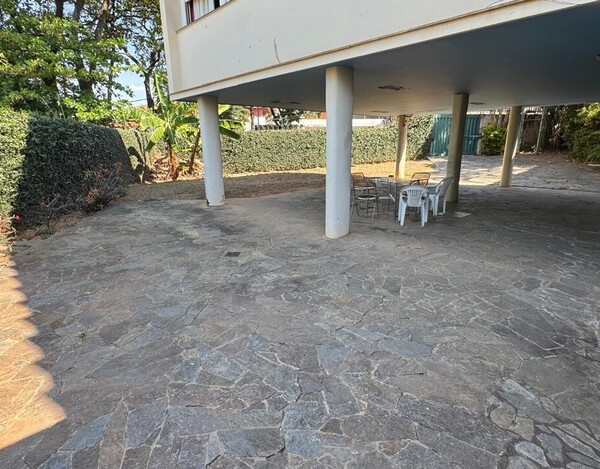 CASA Á VENDA NO BAIRRO CIDADE JARDIM EM BH