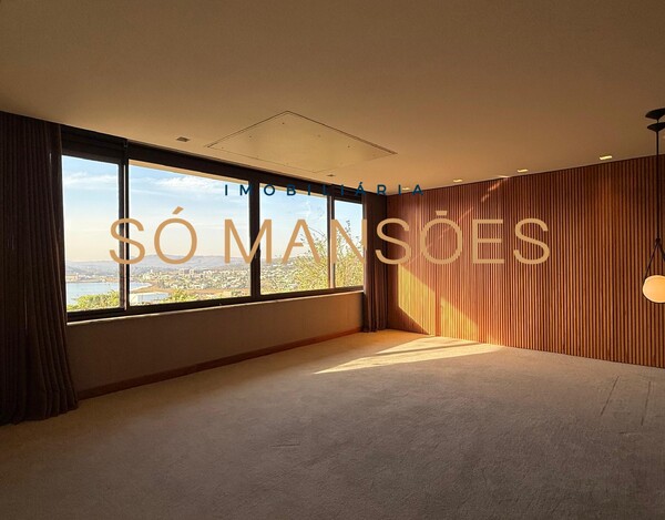 CASA À VENDA NO ALPHAVILLE LAGOA DOS INGLESES - PENÍNSULA DOS PÁSSAROS 