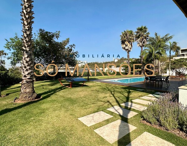 VALE DOS CRISTAIS - CASA À VENDA EM NOVA LIMA