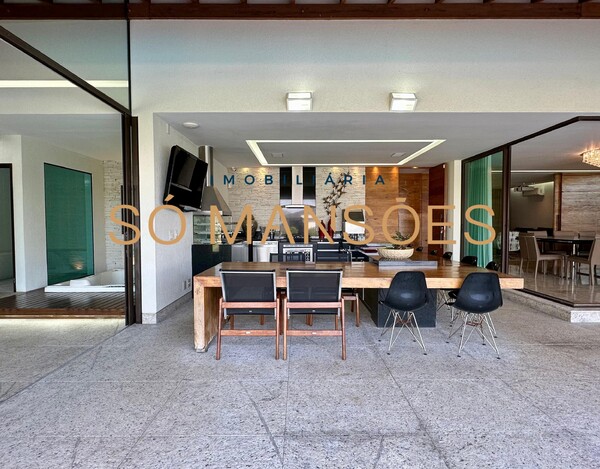 VALE DOS CRISTAIS - CASA À VENDA EM NOVA LIMA