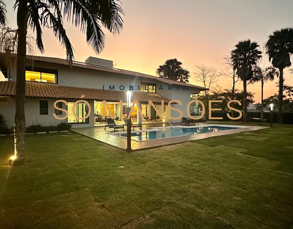 VALE DOS CRISTAIS - CASA À VENDA EM NOVA LIMA