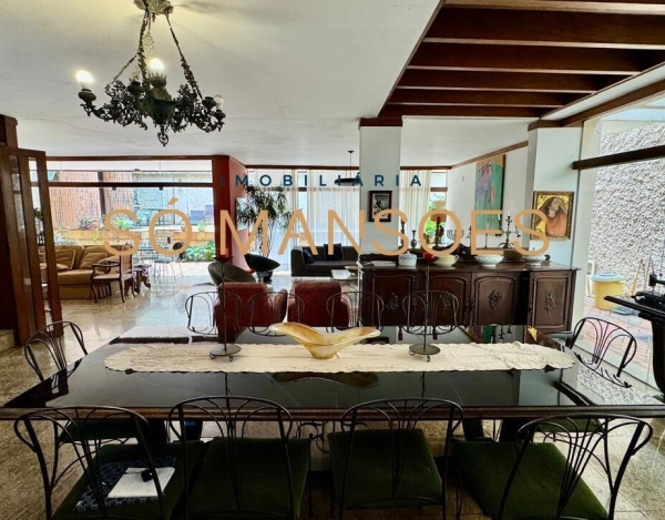 Casa de Alto Padrão de 355 m² à Venda com 3 Suítes e Espaço Gourmet no São Bento, Belo Horizonte - MG