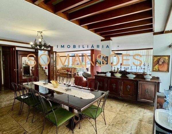 Casa de Alto Padrão de 355 m² à Venda com 3 Suítes e Espaço Gourmet no São Bento, Belo Horizonte - MG