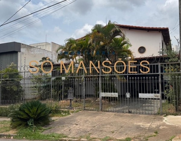 Casa de Alto Padrão de 315 m² à Venda com 2 Suítes e Home Theater no São Bento, Belo Horizonte - MG