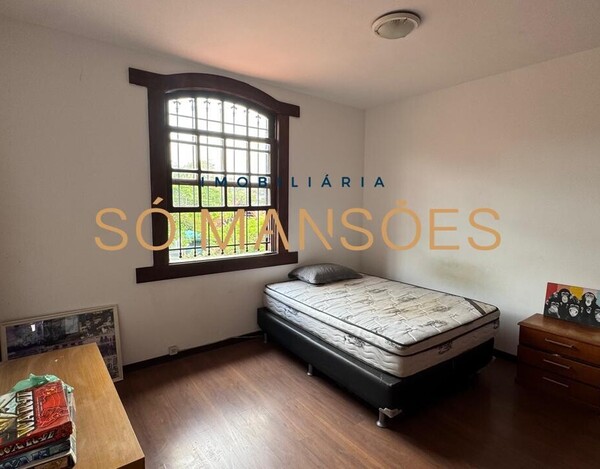 CASA À VENDA NO BAIRRO SÃO BENTO EM BELO HORIZONTE