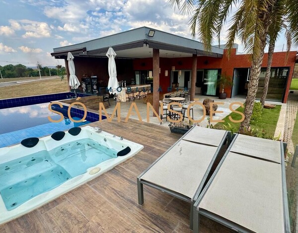 CASA Á VENDA NO FISHING CLUB PACU RESIDENCE EM INHAÚMA