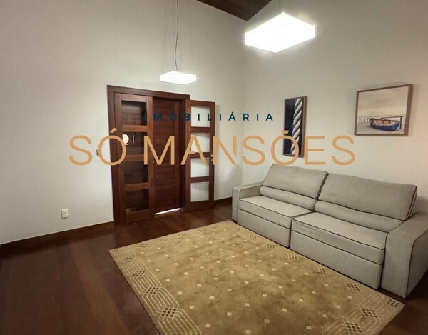 CASA À VENDA NO BAIRRO SANTA LÚCIA 