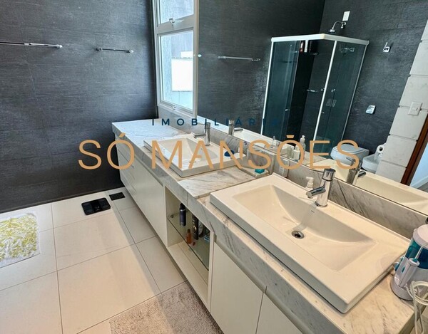 CASA À VENDA NO BAIRRO SÃO BENTO EM BELO HORIZONTE